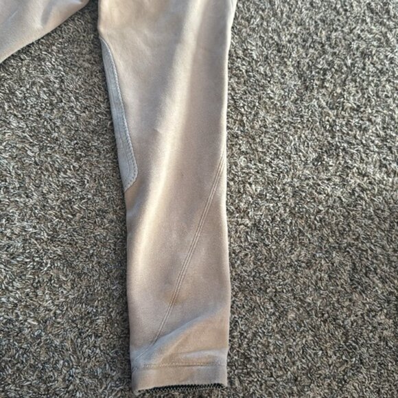 Elation Women’s Size 28R Tan Knee Patch Horseback Riding BreechesB17 - Picture 10 of 11